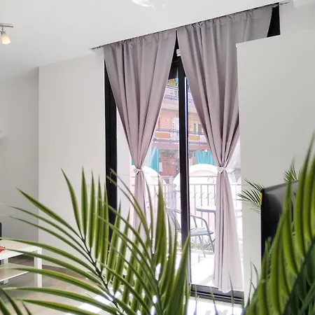 Nicolle 公寓 滨海略雷特